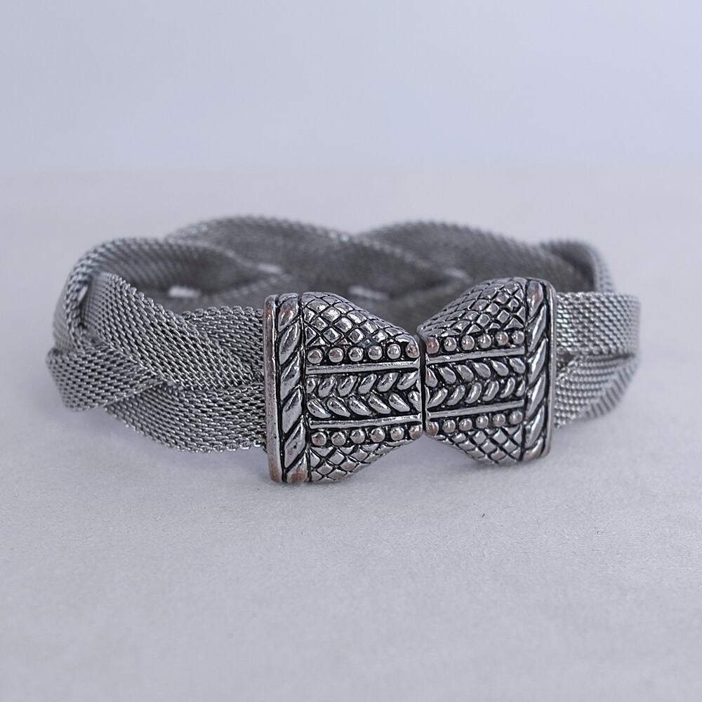 Vintage Mesh Bracelet Silver Tone Braided Magneti Bowtie Clasp 8"